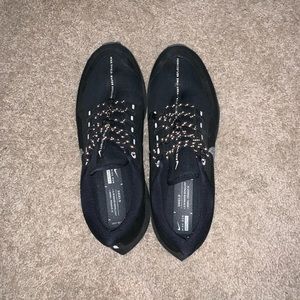 MENS NIKE PEGASUS SHIELD RUNNING SHOES